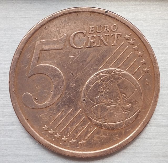 39 Monedas de 5 céntimos