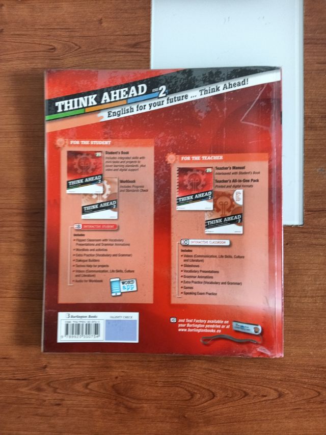 Student's Book Inglés 2°ESO Think Ahead