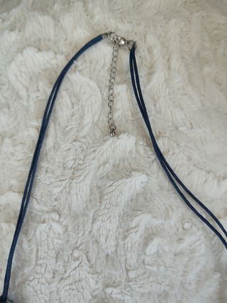 COLLAR GARGANTILLA tonos azules.