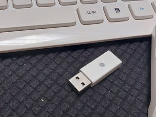 Tastiera computer wireless 