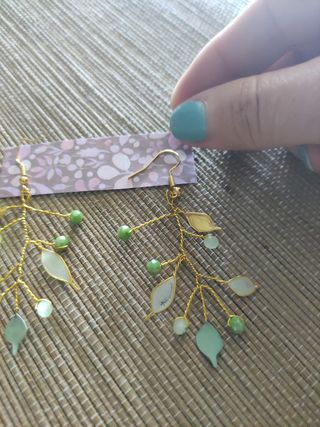 Pendientes de cristal y esmalte