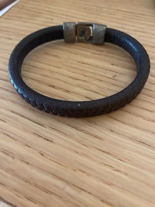 Pulsera de cuero