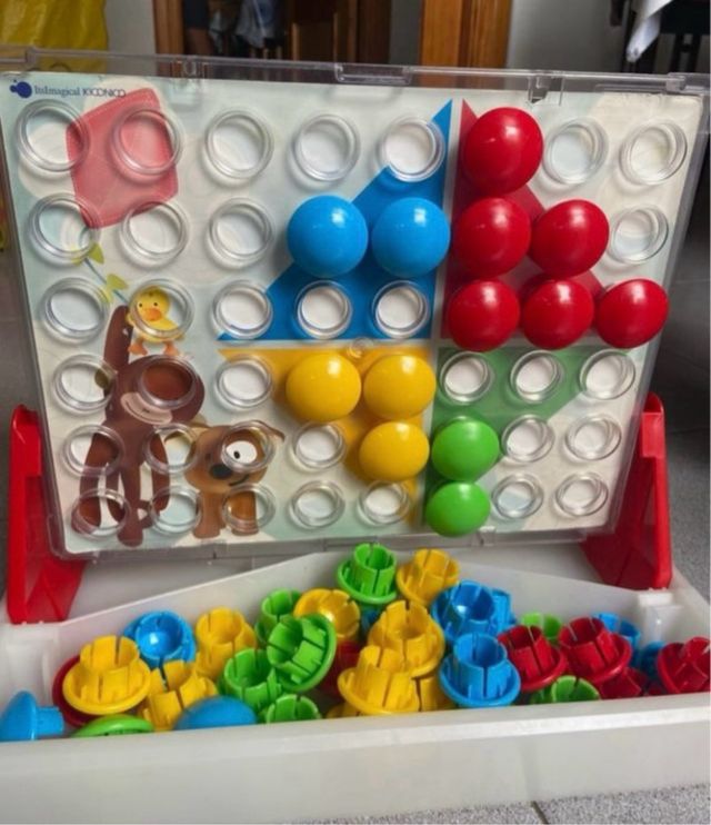 Juego de mesa familiar.