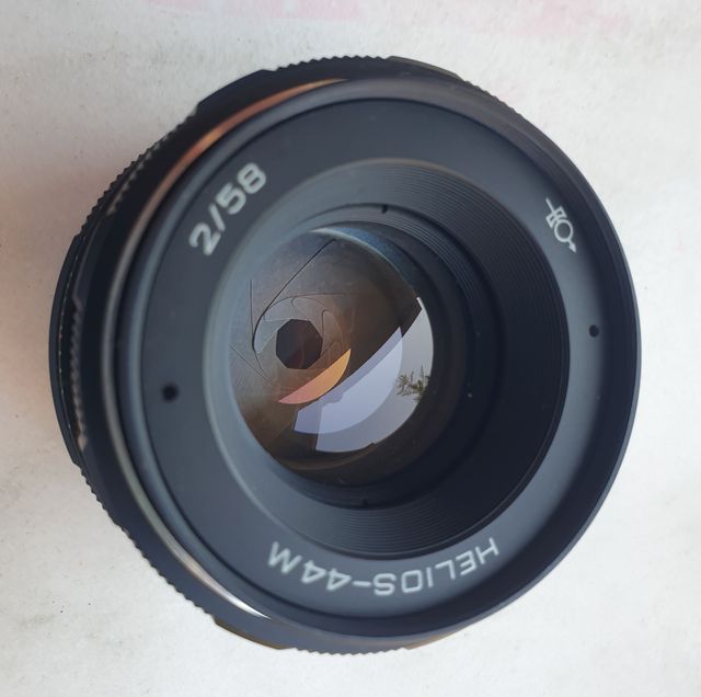 Unico .. Zenit EM + Helios 44M