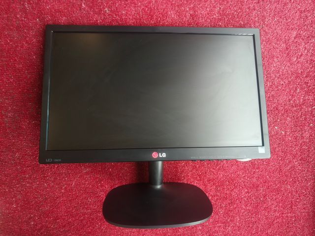 LG Monitor LED de 18,5"