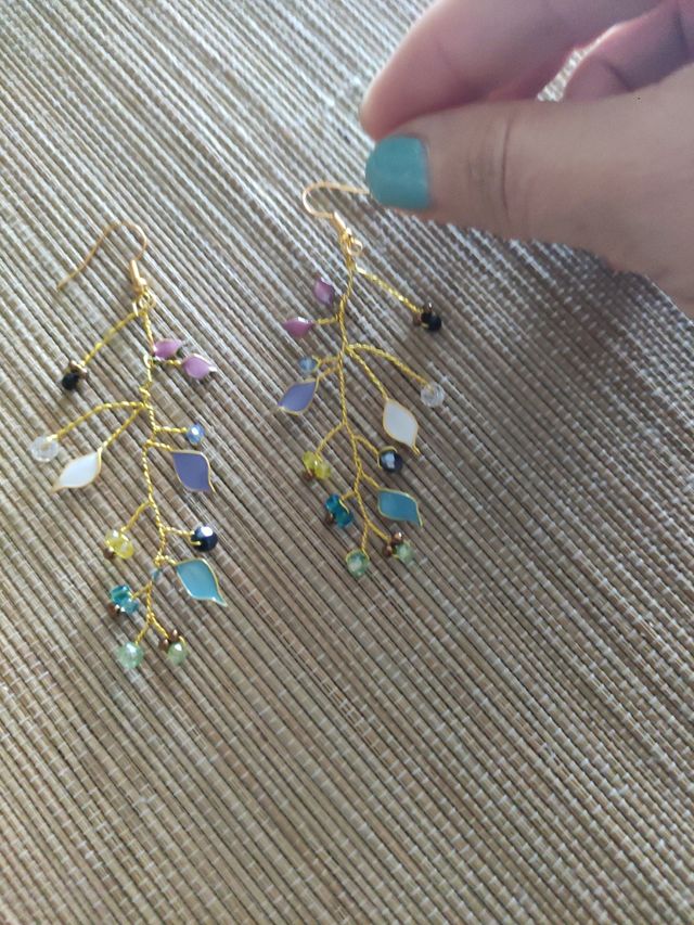 Pendientes de cristal y esmalte