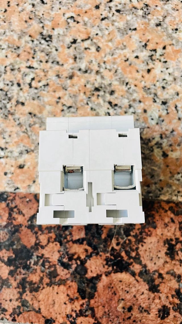 Disyuntor Solar 125A