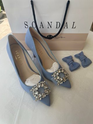 Scandal54 Zapatos Salón Otoman Cielo preciosos!!