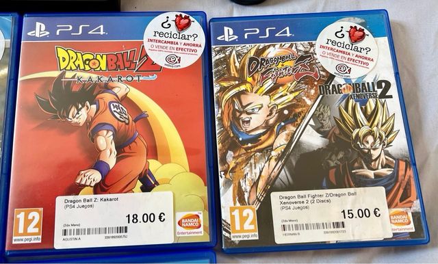 PS4 con 2 mandos y 6 juegos