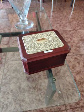 JOYERO MADERA Y PLATA DE LEY