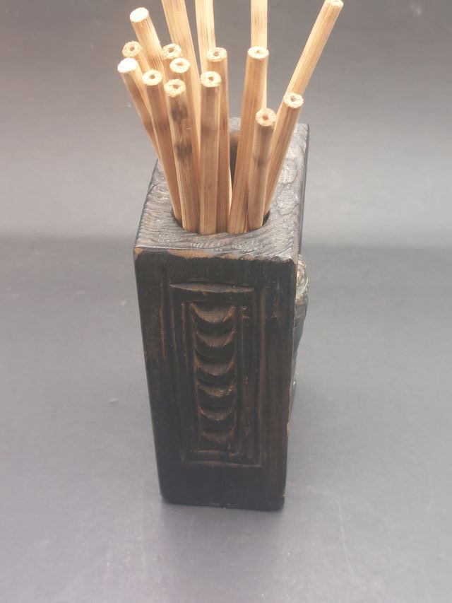 ✅️✅️✅️  CERILLERO DE MADERA VIRGEN DE MONTSERRAT