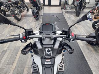 KEEWAY VIESTE XDV 300