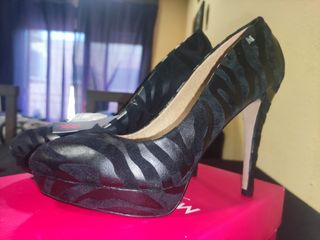 Zapatos de tacon con plataforma negros