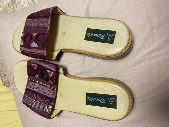 Sandalias piel nuevas