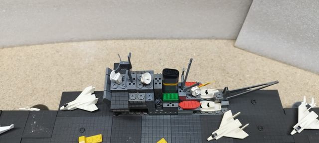 Porta aviones pacific de tente r24 ENVIO