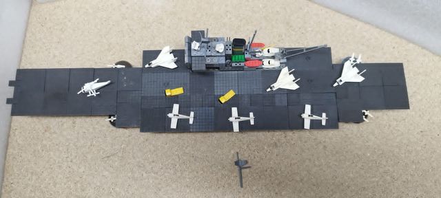 Porta aviones pacific de tente r24 ENVIO