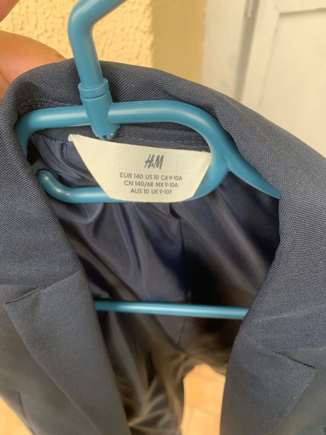 Treje -Americana nińo , pantalon traje. 