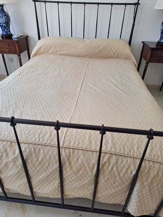 Cubre cama y cubre canape