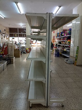 Gondola/ estanteria
