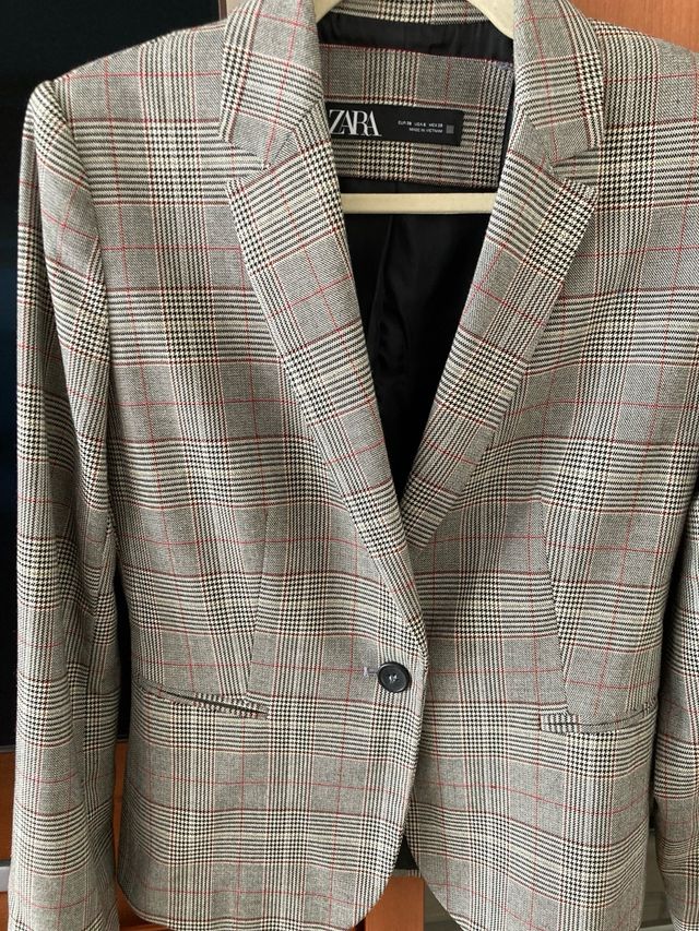 Blaser cuadros Zara t-38