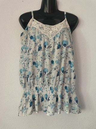 Blusa de tirantes Lefties