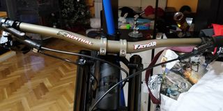 Bicicleta Descenso Intese M16 Carbono PRO