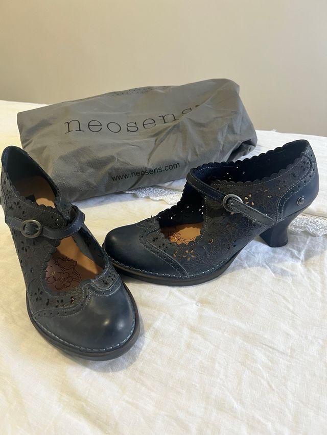 Preciosos zapatos neosens