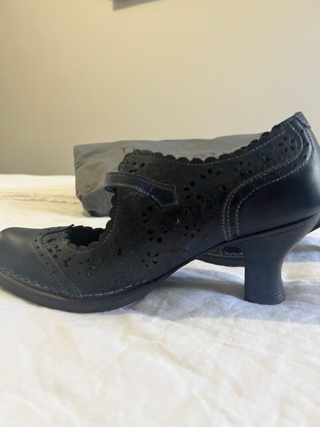 Preciosos zapatos neosens