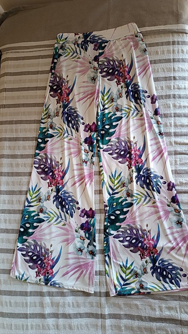 Pantaloni a gamba ampia 