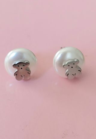 Pendientes de botón perla y acero
