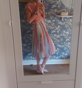 Falda plisada midi