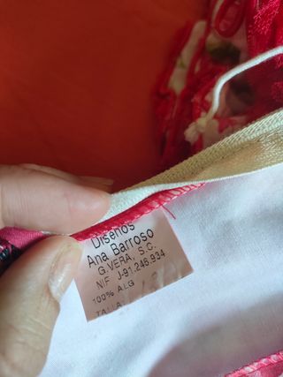 Vestido flamenca talla  32 con margen hasta 36