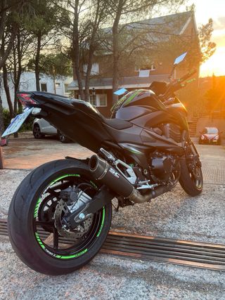 Kawasaki Z800e ABS