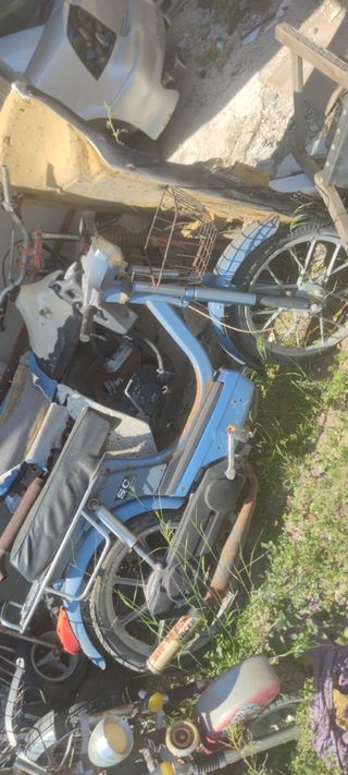 Ruedas Aprilia, chasis derbi variant sport, y mas