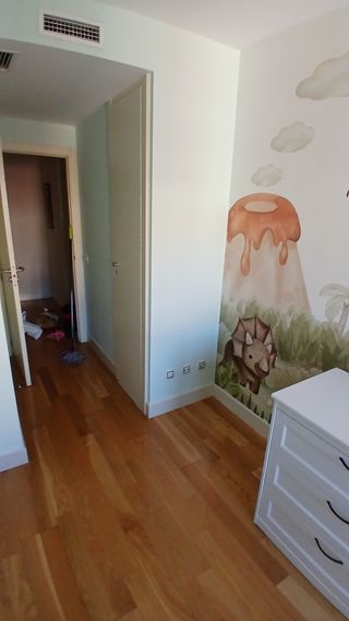 Papel pintado y pintura profesional 697983856