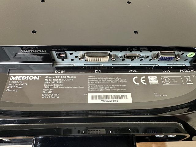 Monitor LCD Medion MD 20144 23"