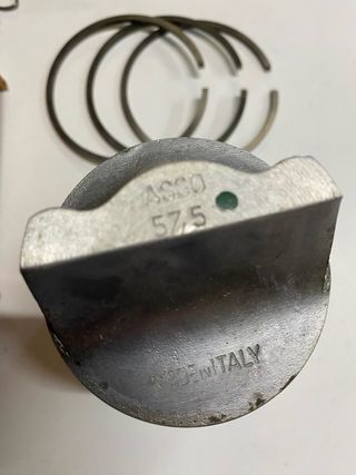 Pistón de Vespa faro bajo de 57.50 mm (ref 806)