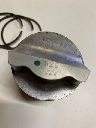 Pistón de Vespa faro bajo de 57.50 mm (ref 806)