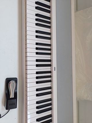 Teclado Piano Korg modelo B2