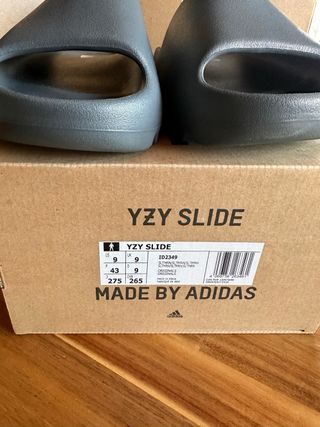 Yeezy Slide SLTMRN