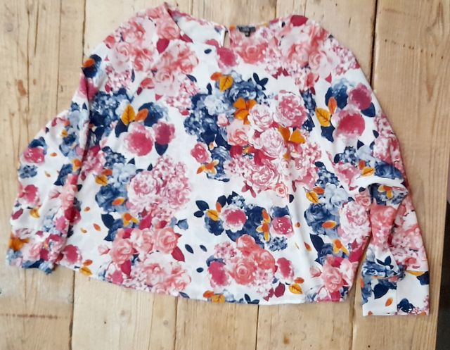 Blusa corta fiori camicetta