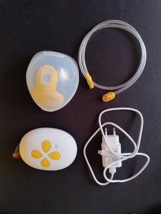 Extractor de leche eléctrico simple MEDELA