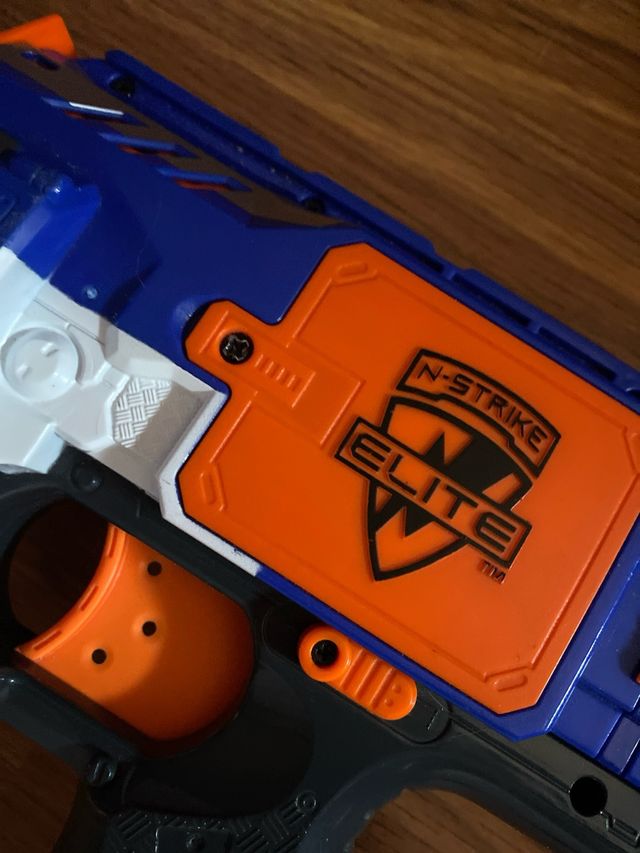 Pistola nerf elite