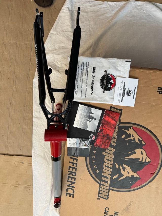 Cuadro rocky mountain slayer 26” En CAJA 