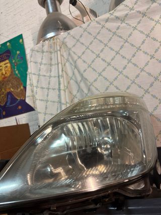 Faros delanteros toyota prius