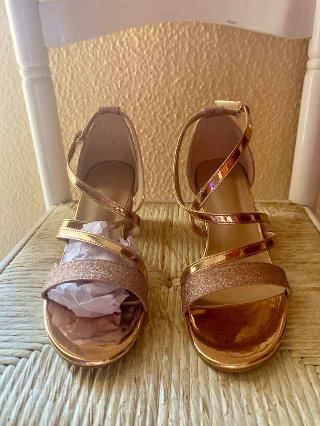 Sandalias tacón rosa