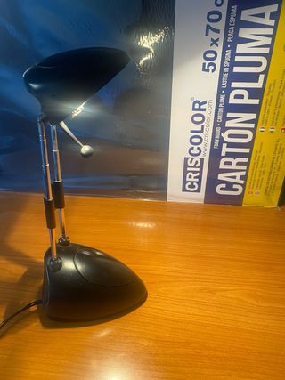 Lámpara de escritorio