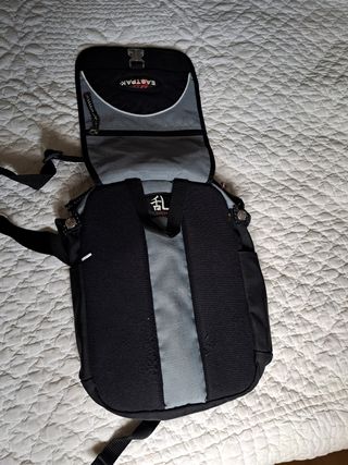 Bolso bandolera EASTPAK