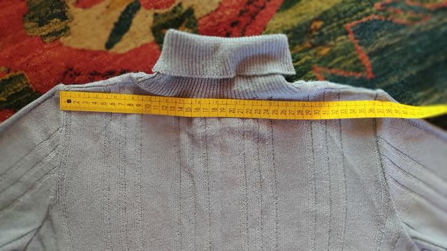 Camiseta de  punto azul celeste