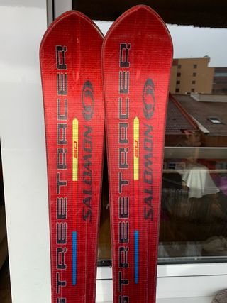 chollo por mudanza, Esquís Salomon adulto + funda
